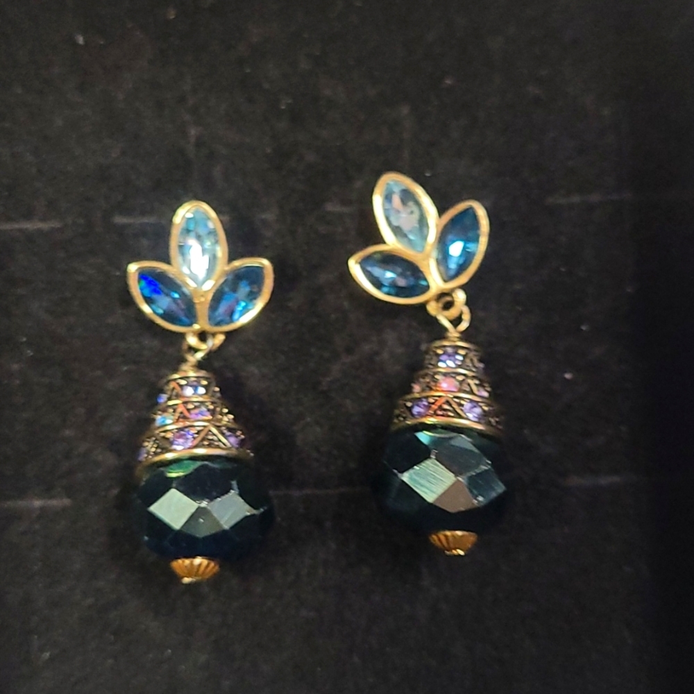 Heidi Daus drop earrings emerald